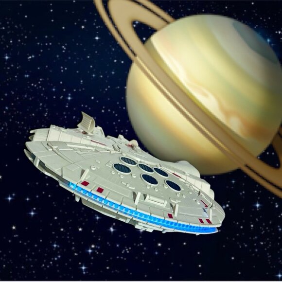 DISNEY PARKS Star Wars Millenium Falcon Lights Up Popcorn Bucket. No Strap. - Picture 6 of 8